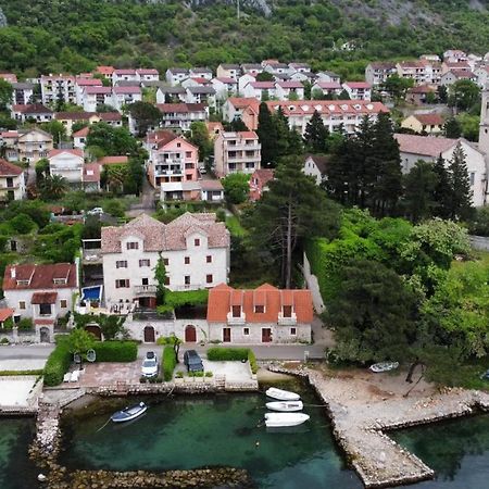 Villa Luxury Stone On The Sea With Private Pool And View Kotor Exteriér fotografie