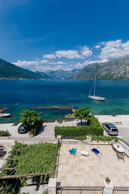 Villa Luxury Stone On The Sea With Private Pool And View Kotor Exteriér fotografie