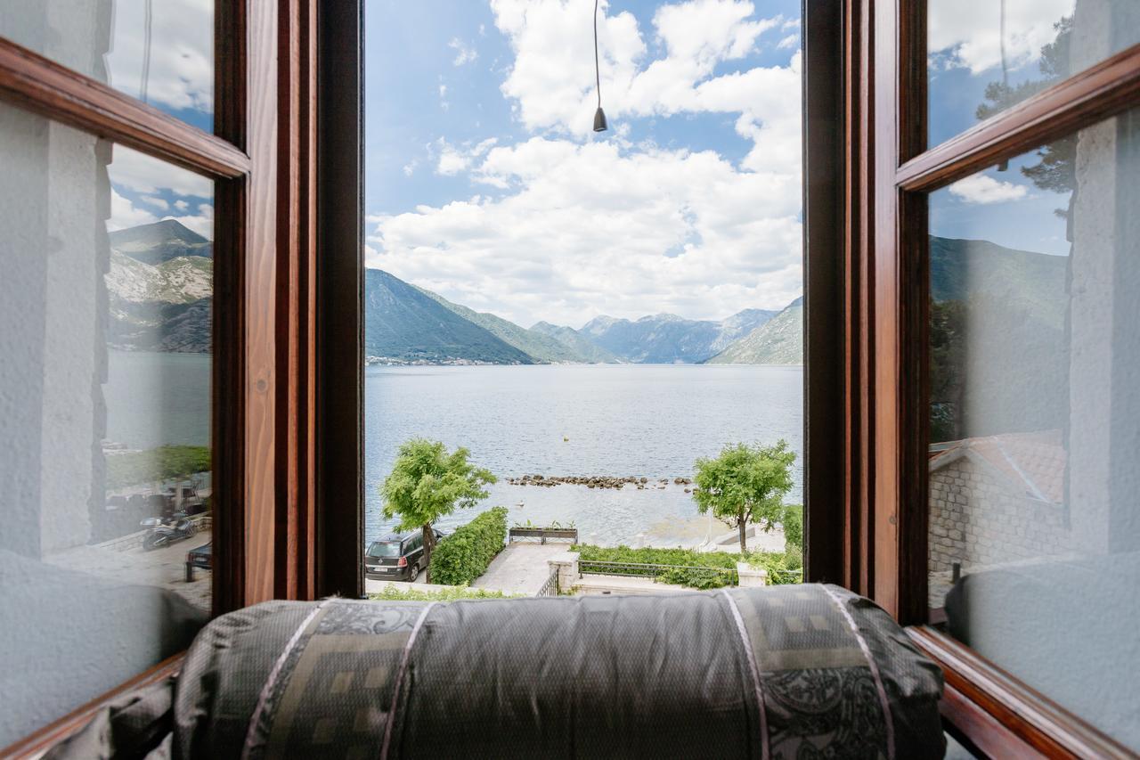 Villa Luxury Stone On The Sea With Private Pool And View Kotor Exteriér fotografie